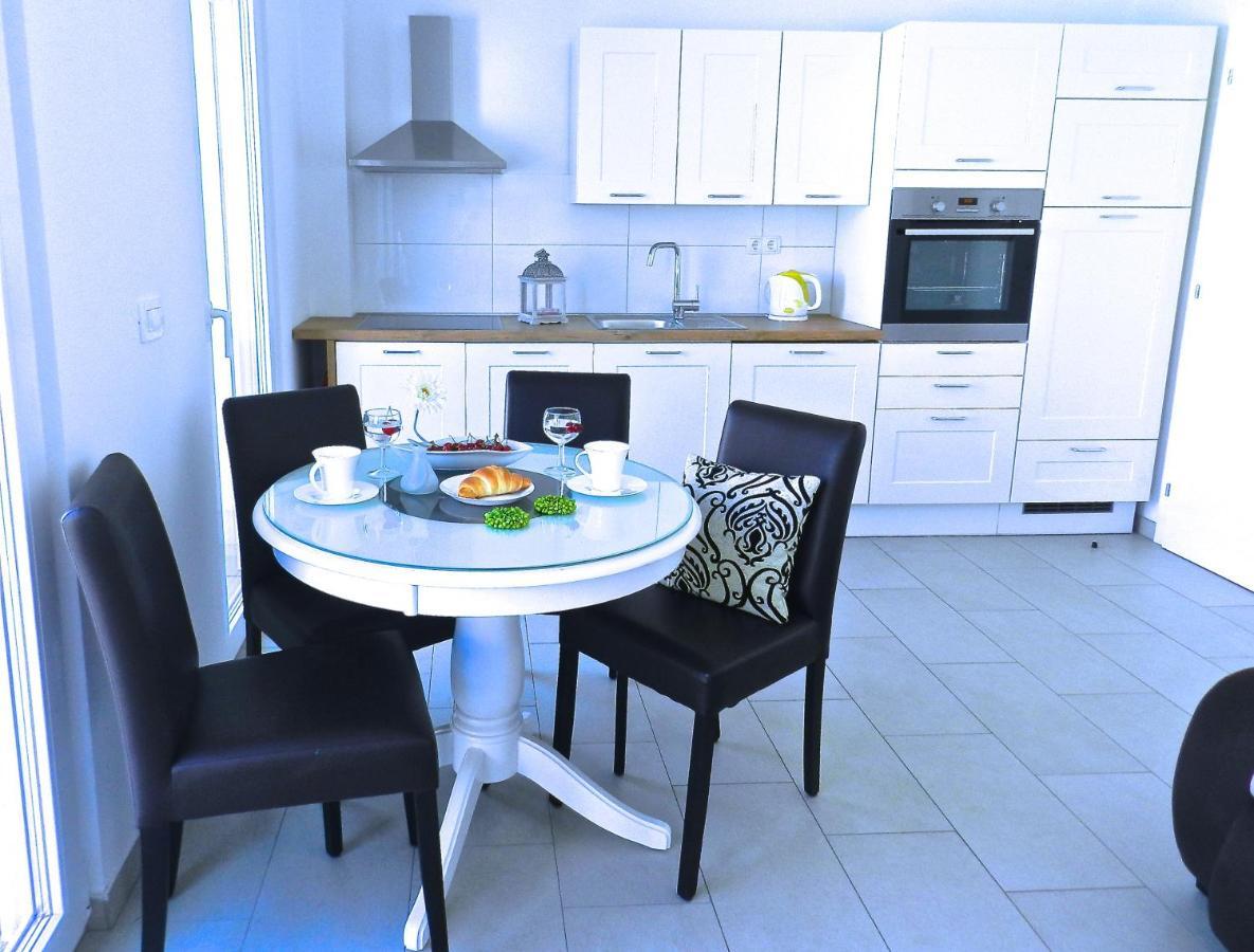 Diamant Apartments Baška Voda Extérieur photo