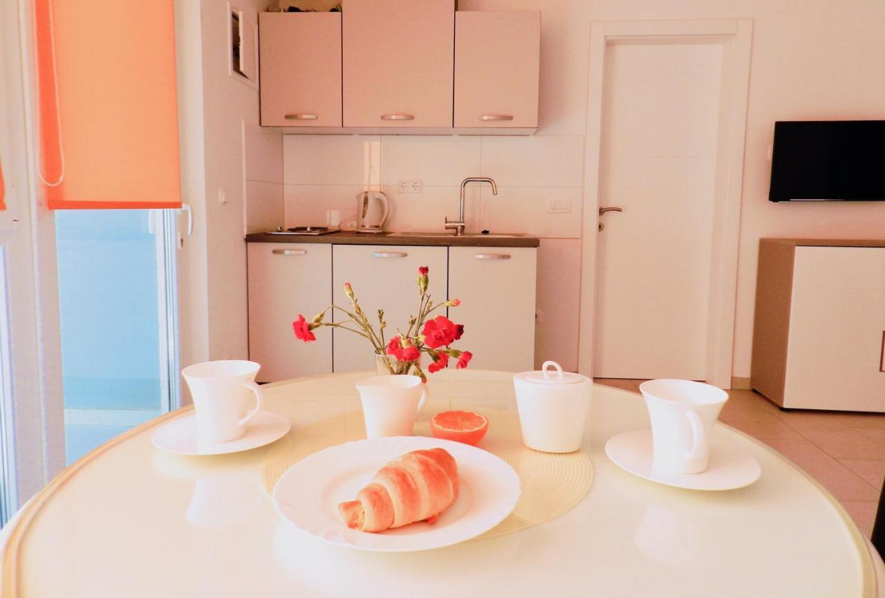 Diamant Apartments Baška Voda Extérieur photo
